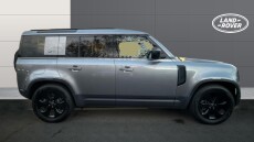 Land Rover Defender 2.0 D240 SE 110 5dr Auto Diesel Estate